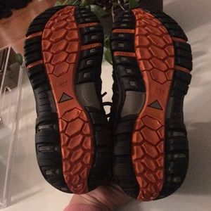Kebo Shoes - NEW Kebo Size 7 brown and orange boots Kebo Shoes - NEW Kebo Size 7 brown and orange boots